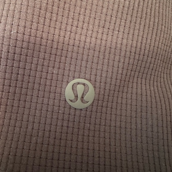 Lululemon Size 2XL Textured Mesh SOLD UNABLE TO DELETE - Picture 7 of 7